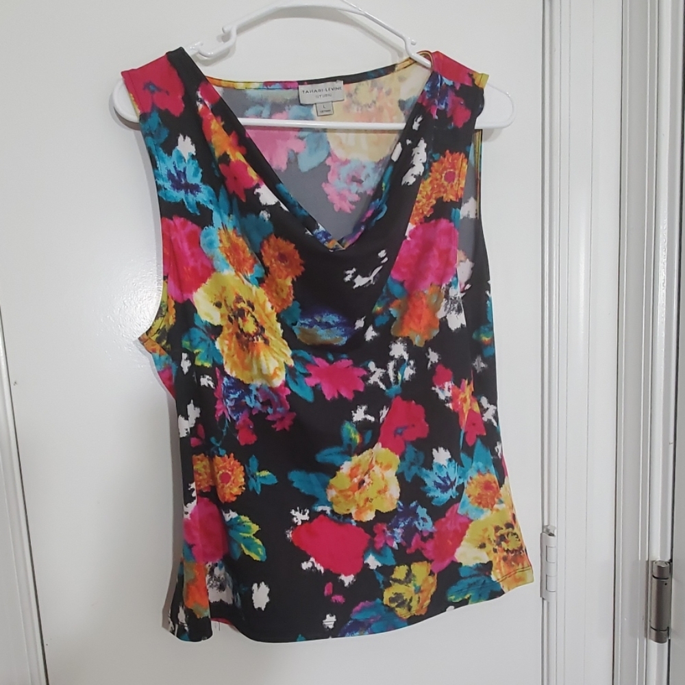 Tahari-Levine Sleeveless Floral Blouse
